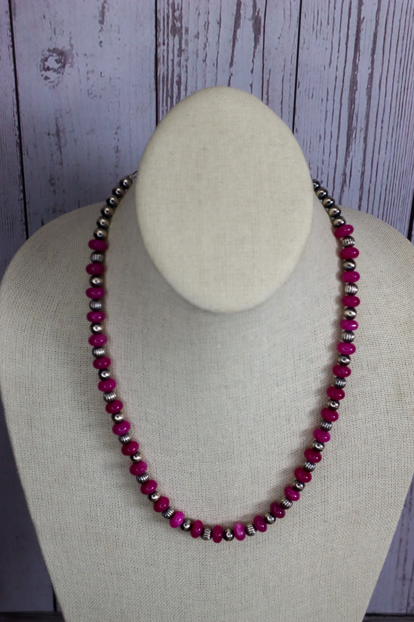 16" Hot Pink Quartz & Corrugated Rounds