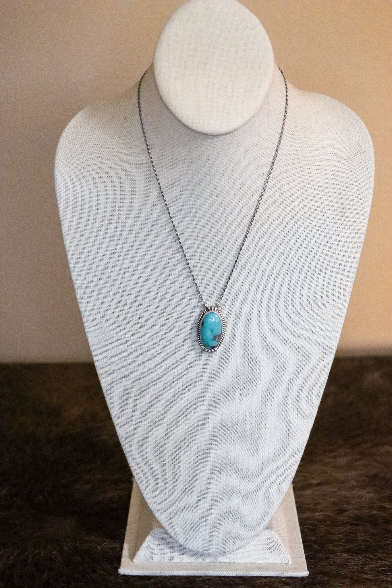 18" Kingman Turquoise Necklace