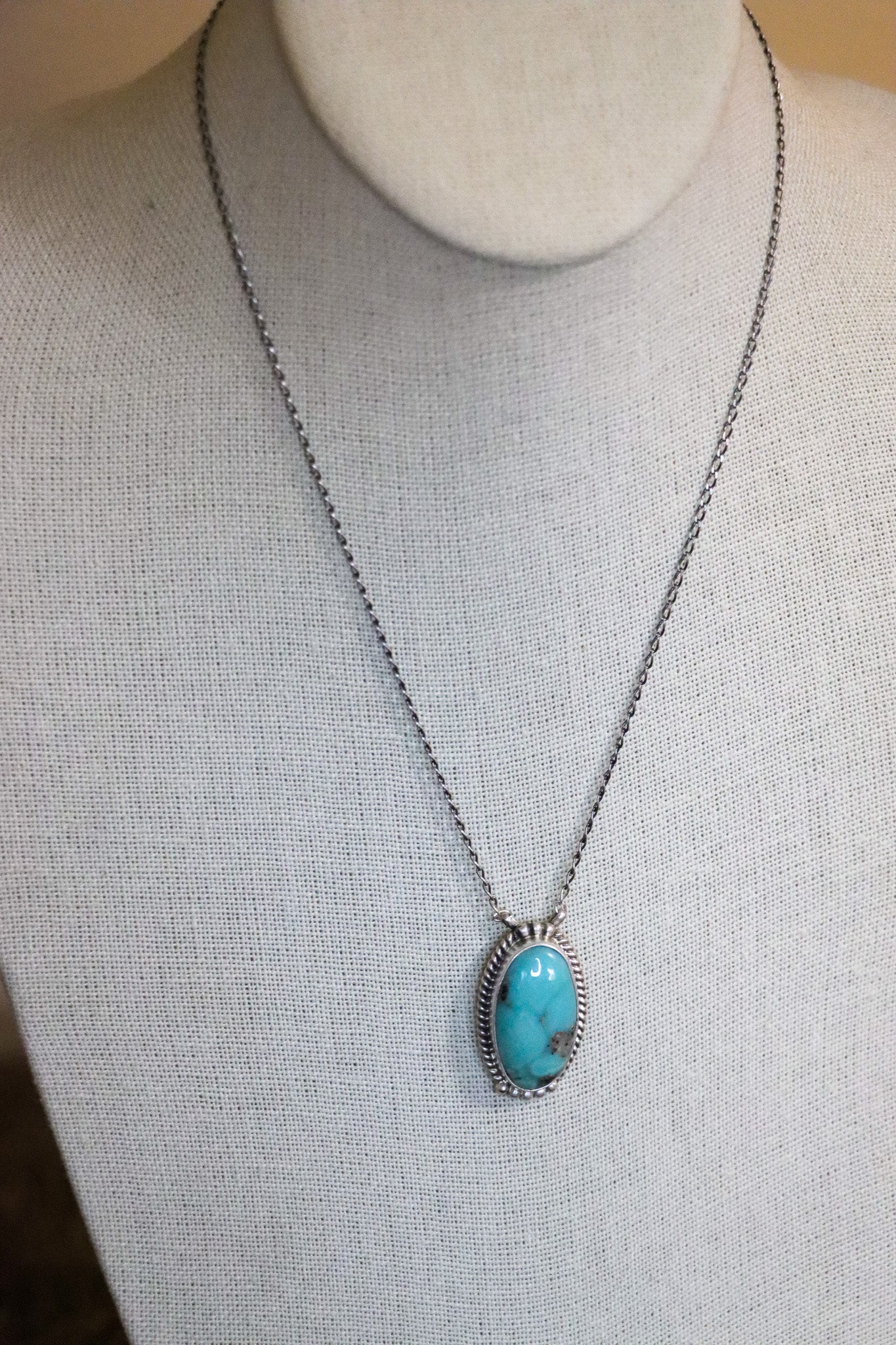 18" Kingman Turquoise Necklace