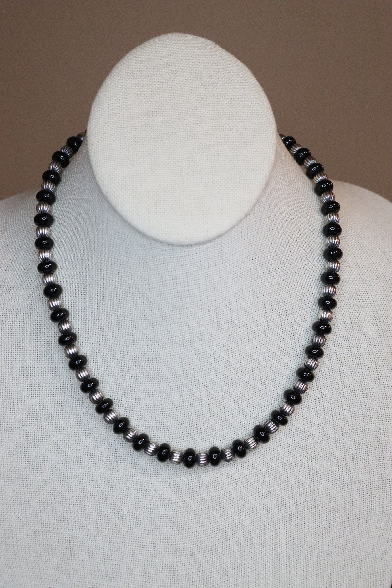 16" Black Onyx